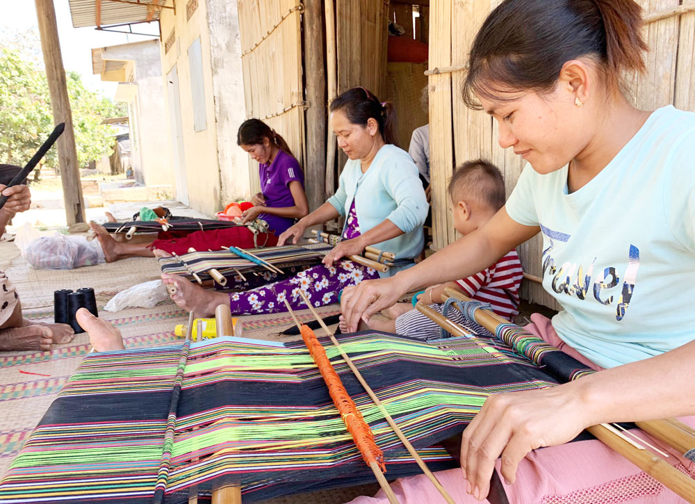 images2259390_Dulichcongdong_03.jpg