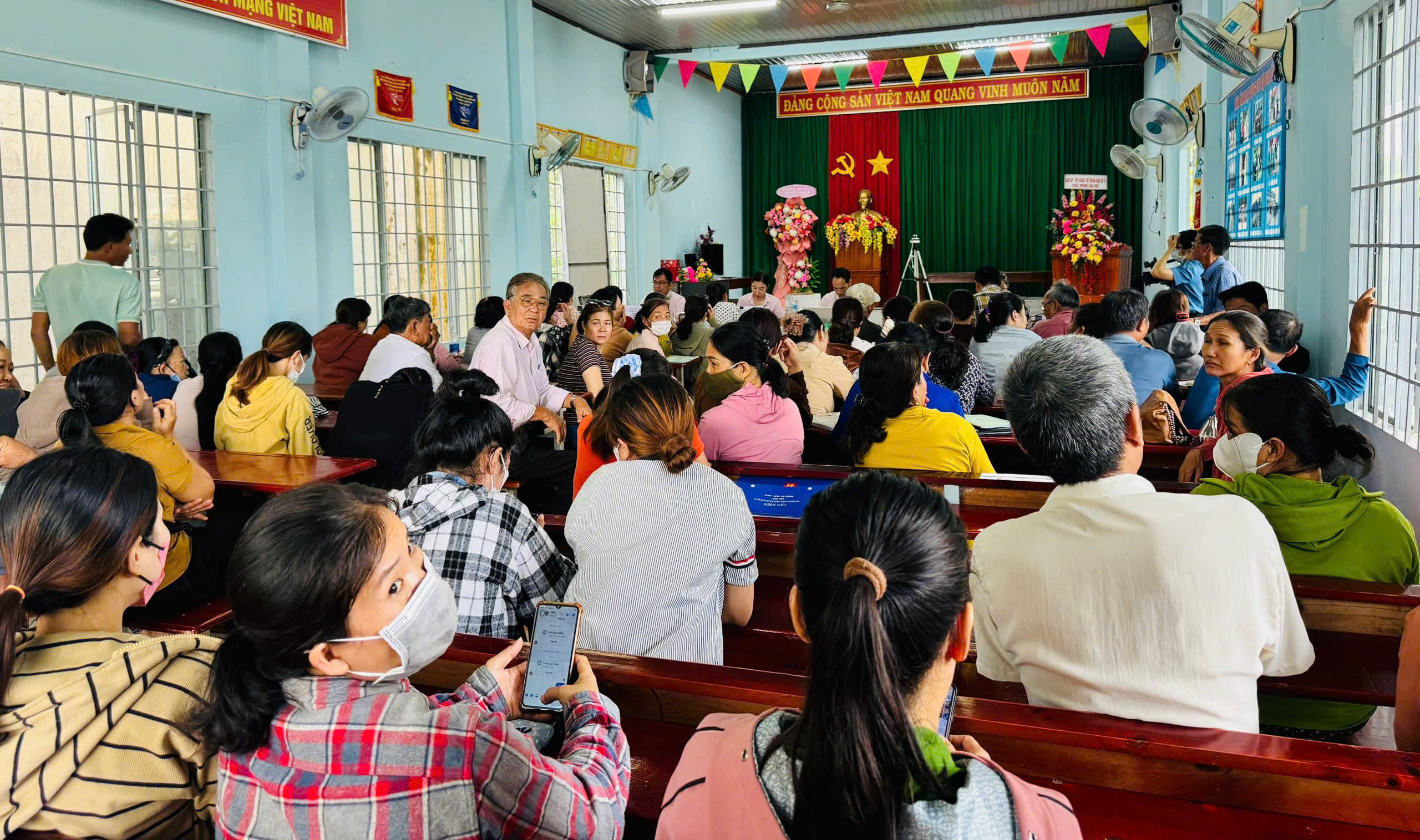 z7111688434208 13949d099b3c6d3caac9942f86086f36