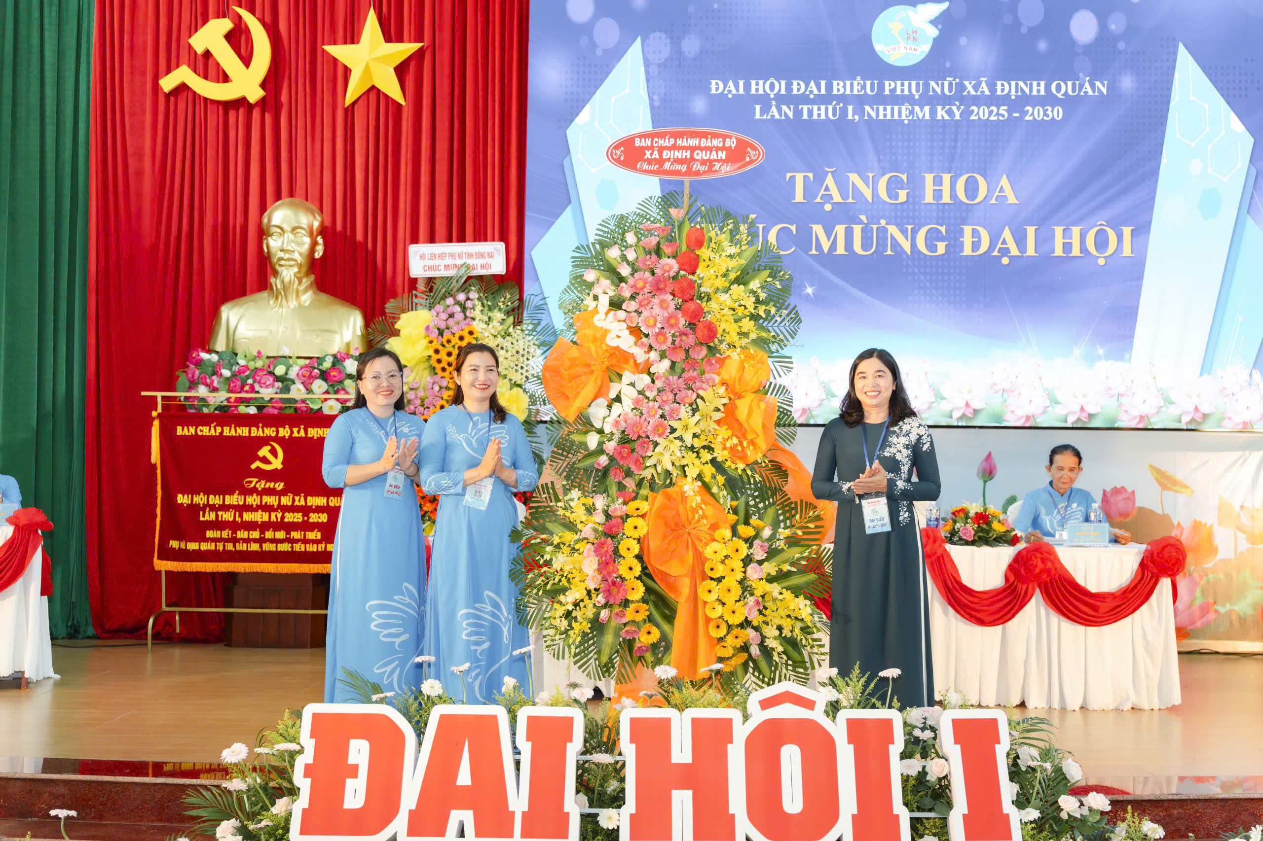 z7118879153037 ce36eced2f84fca7fe36ed532252898f