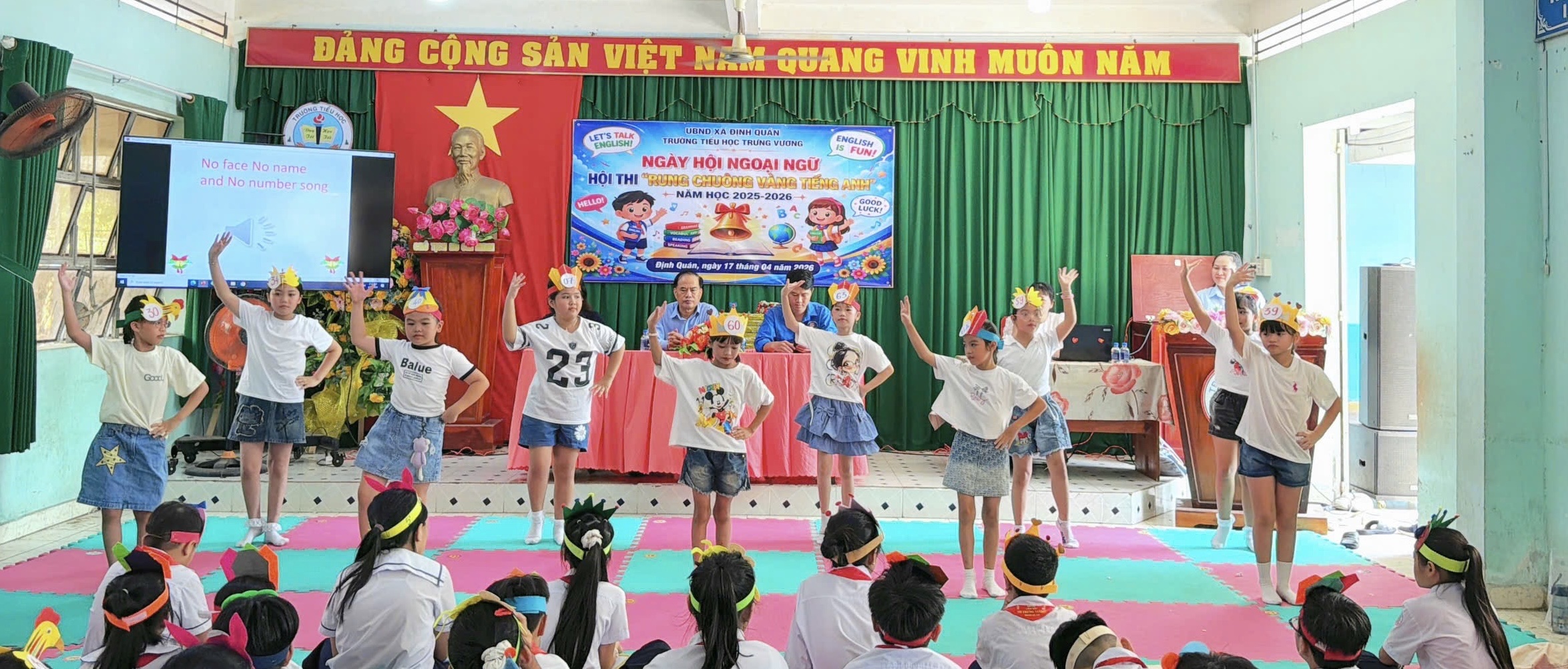 Ngày hội Ngoại ngữ - Hội thi rung chuông vàng tiếng Anh năm học 2025-2026