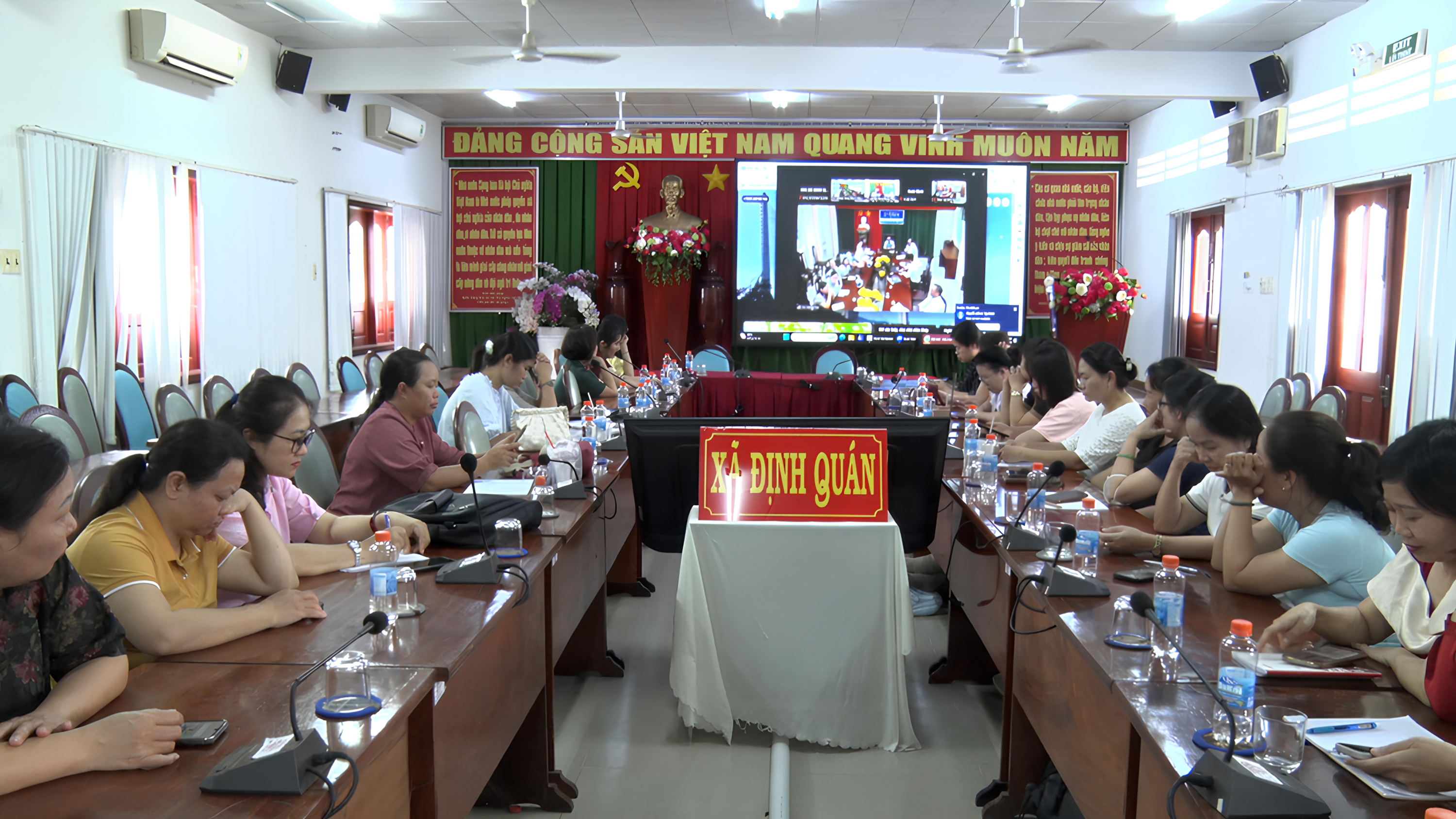 Xã  Định Quán tham gia hội nghị trực tuyến về công tác phòng, chống bệnh tay chân miệng và rà soát, cập nhật dữ liệu tiêm chủng năm học 2026 - 2027