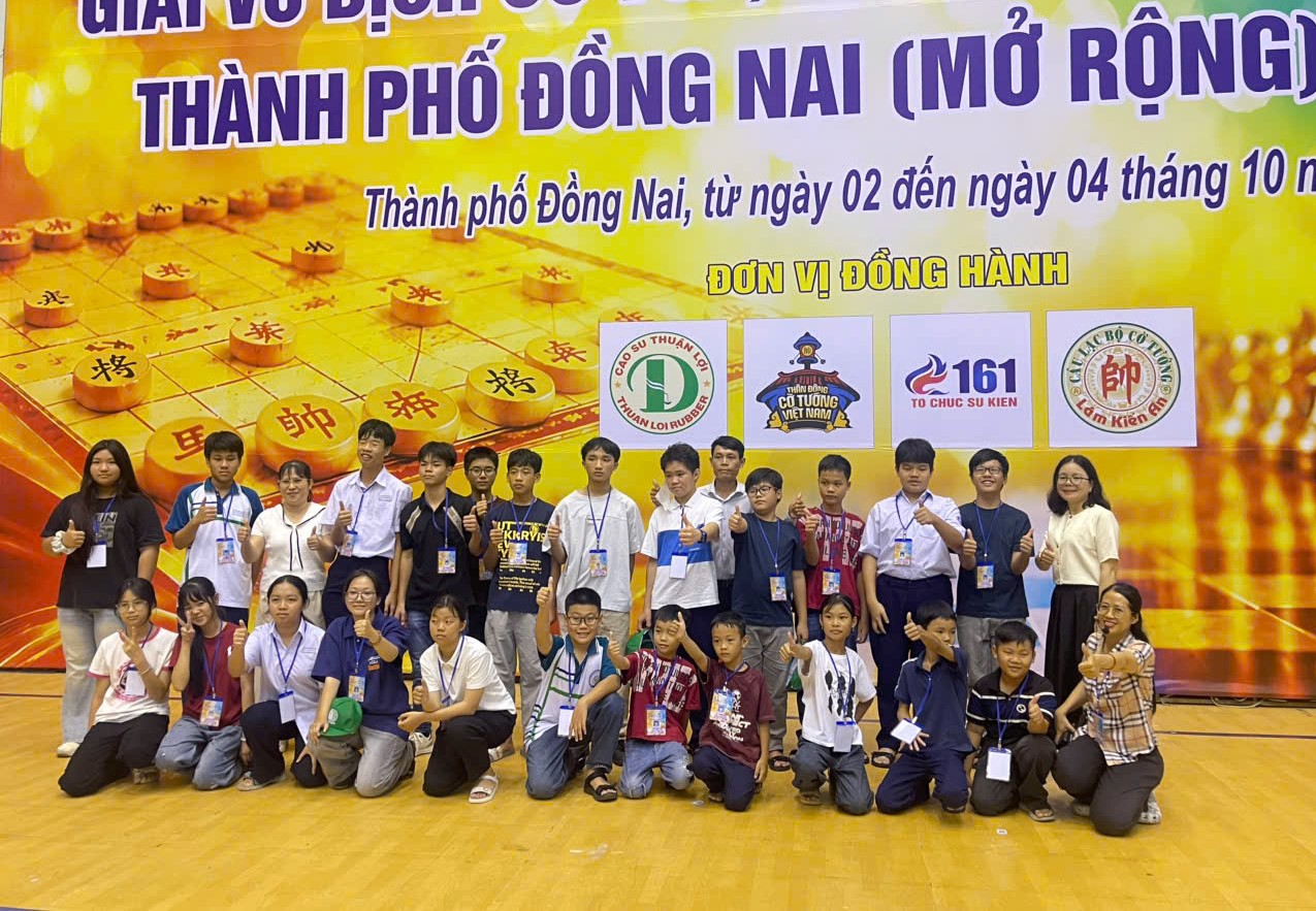 Đoàn xã Định Quán tham gia giải